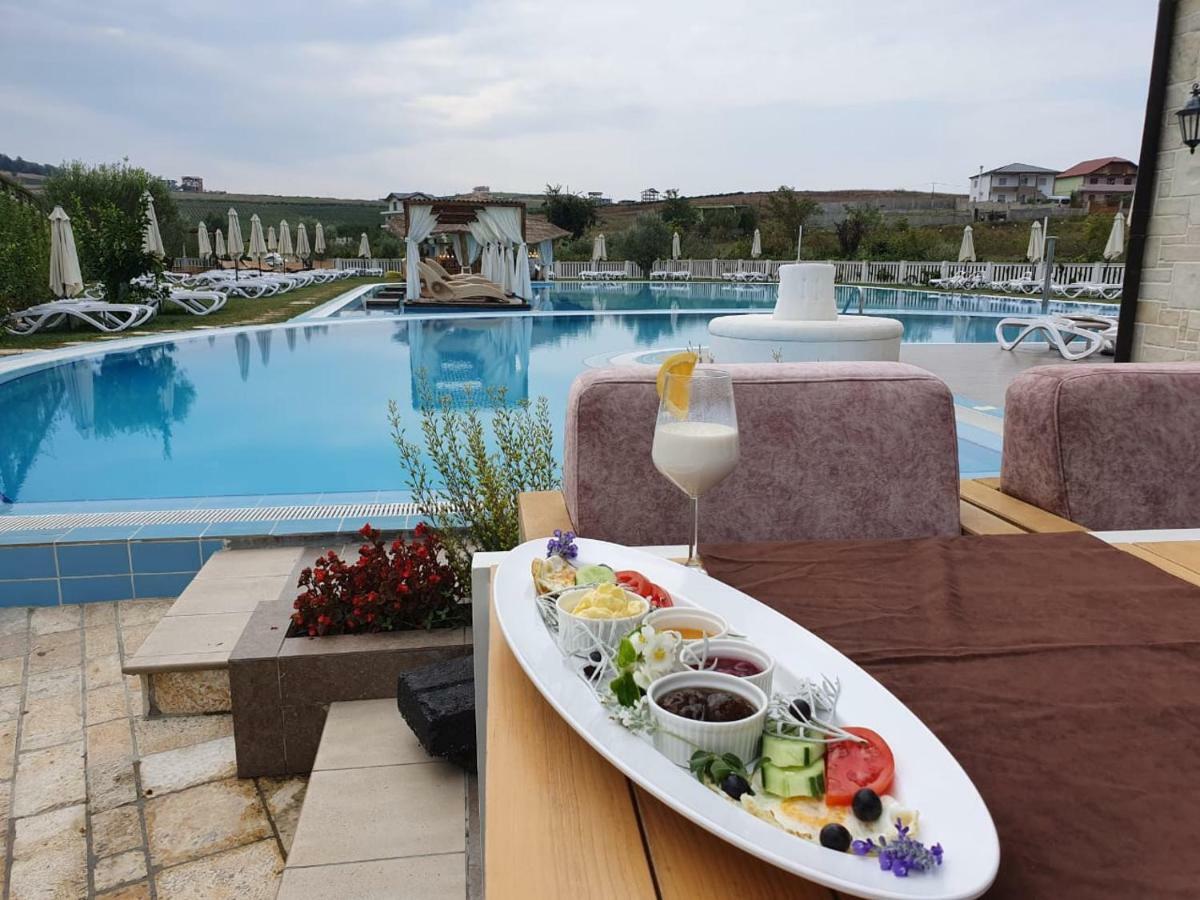 Vinea Resort Durrës 외부 사진